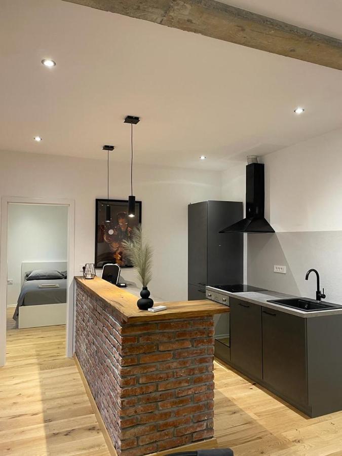 Aegida Beachfront Apartment Koper Buitenkant foto
